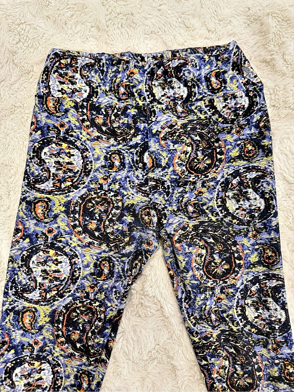 Lularoe Paisley Print Leggings in Blue & Black